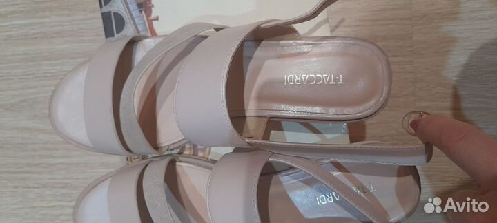 Сандалии женские 38 размер