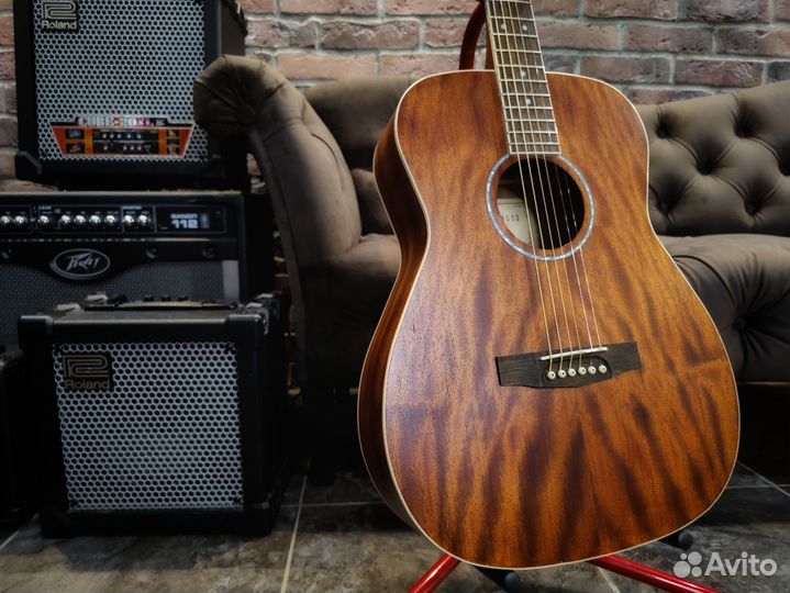 Акустическая Гитара 4/4 + Чехол (махагони)