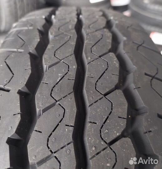 Maxxis Vansmart MCV3+ 215/75 R16C