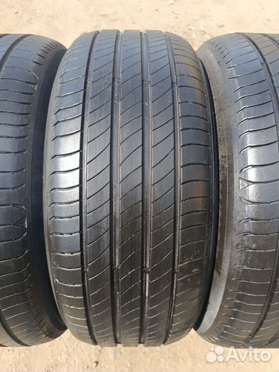 Michelin Primacy 4 235/50 R19