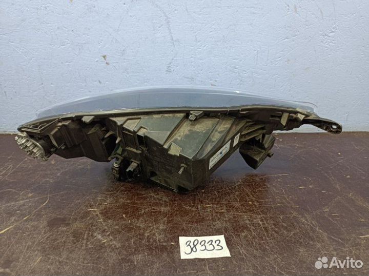 Фара левая Renault Arkana