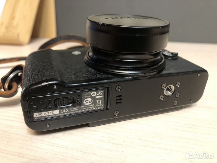 Fujifilm x10