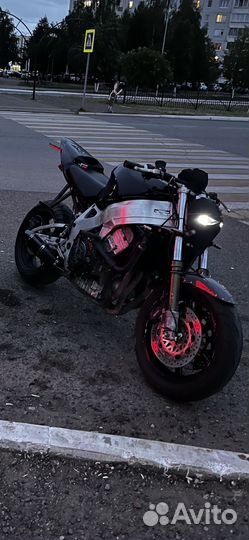 Honda cbr 900 rr
