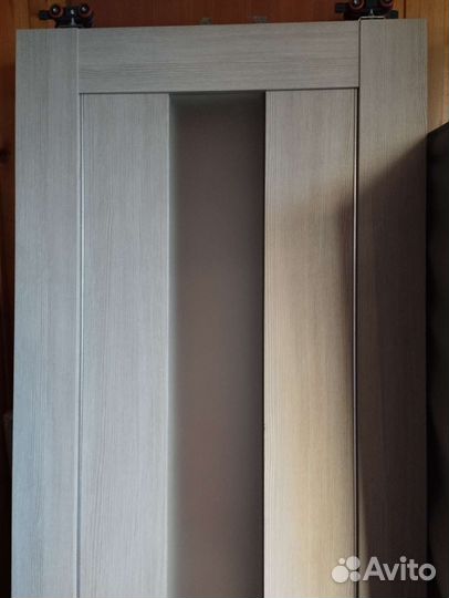 Двери межкомнатные - купе, рейлинг направляющий