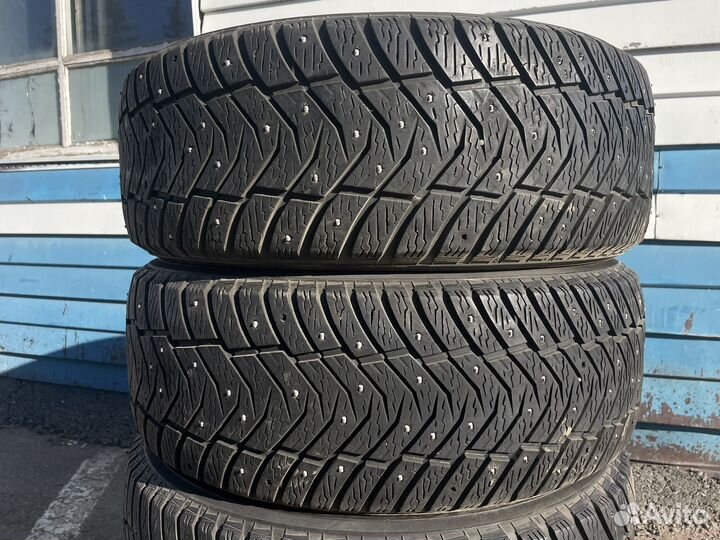 Yokohama Ice Guard IG65 215/55 R17