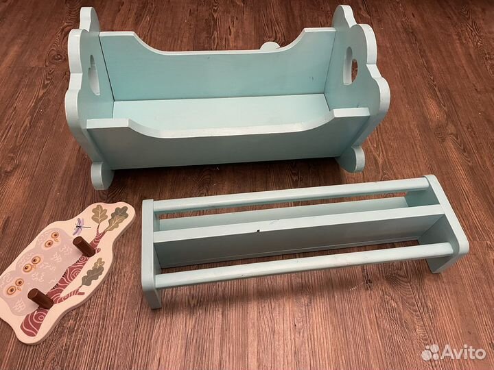 Детская кровать для куклы и полка из сосны