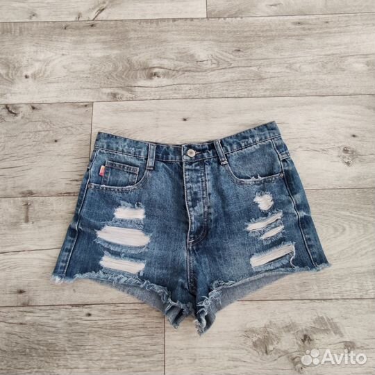 Вещи женские размер s 42