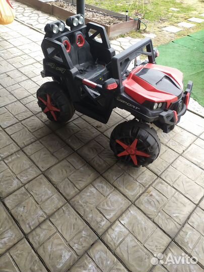 Детский электромобиль бу