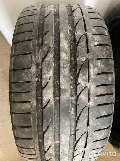 Bridgestone Potenza S001 245/35 R18