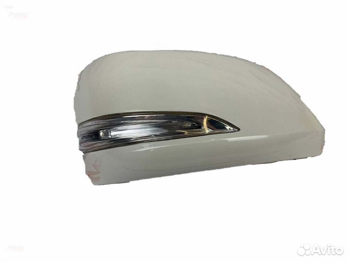 Накладки на зеркала с поворотником Lexus LX570 H71