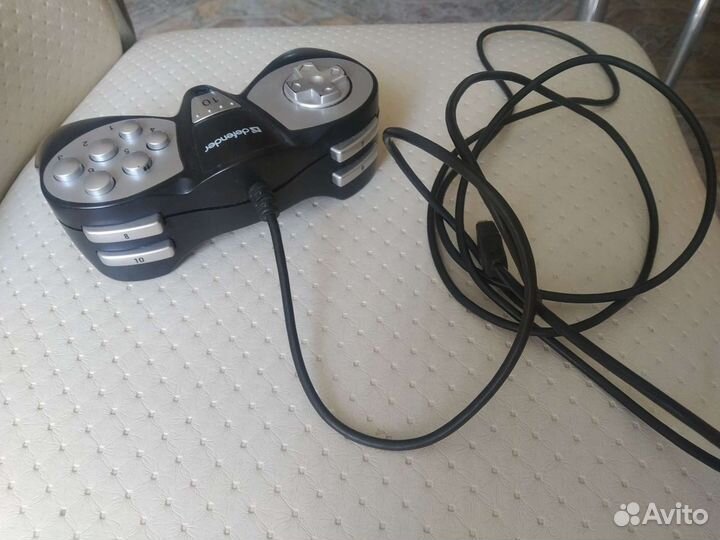 Игровой джойстик