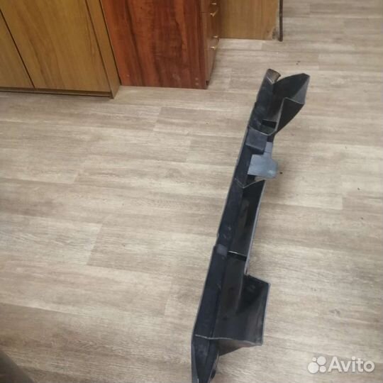 Накладка под капот Toyota LC 200 2016-2020