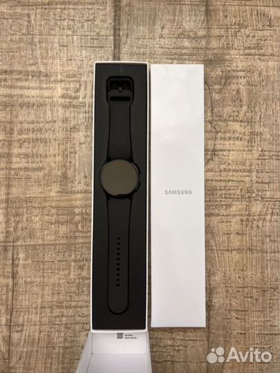 Смарт-часы Samsung новые