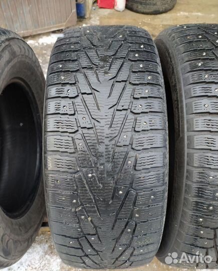 Nokian Tyres Hakkapeliitta 7 285/60 R18 100Z
