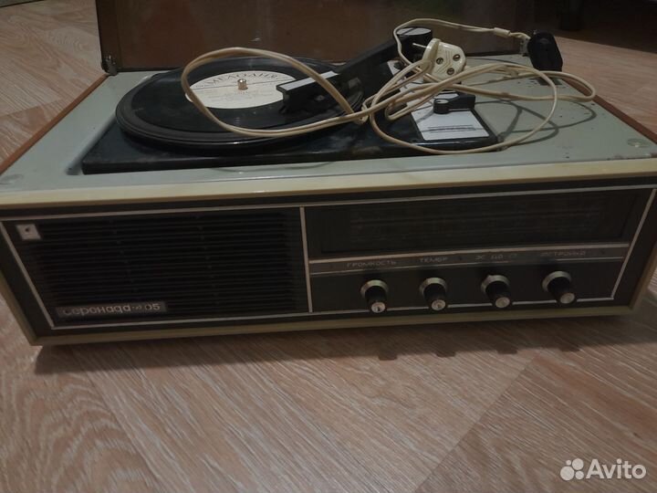 Проигрыватель винила