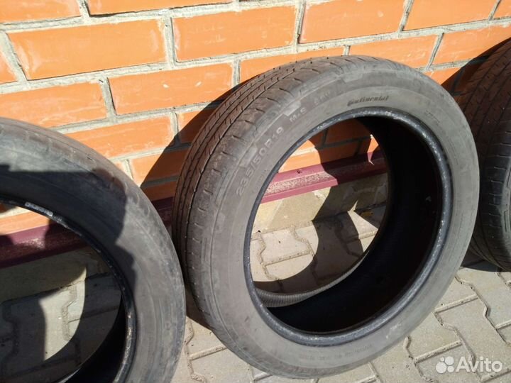 Continental ContiIceContact 4x4 235/50 R19