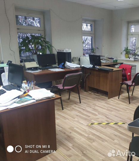 Административное здание с арендаторами