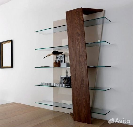 Стеклянные полочки на заказ