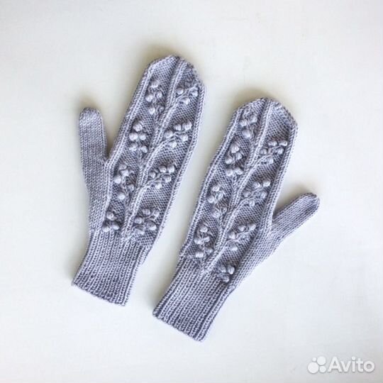 Варежки женские