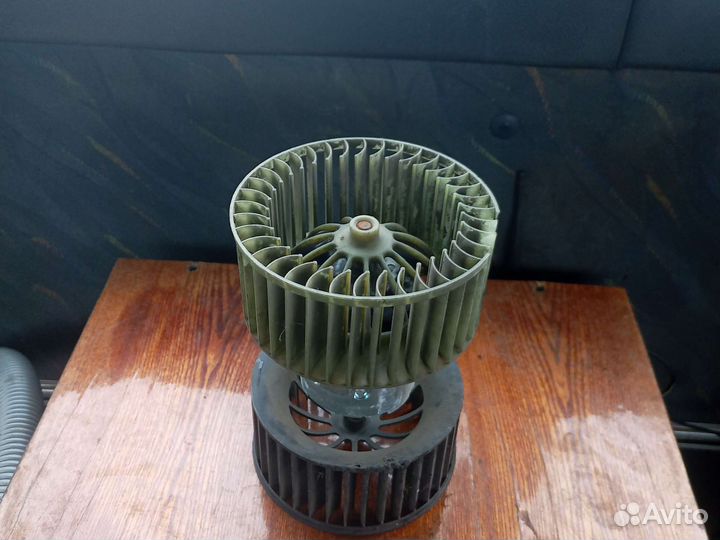 Моторчик отопителя BMW E36