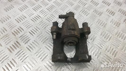 Суппорт тормозной задний левый chrysler voyager 4