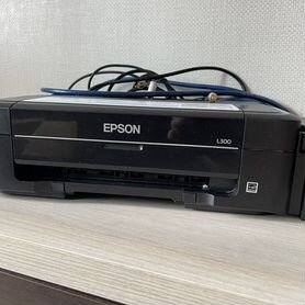 Цветной принтер Epson L300 на запчасти