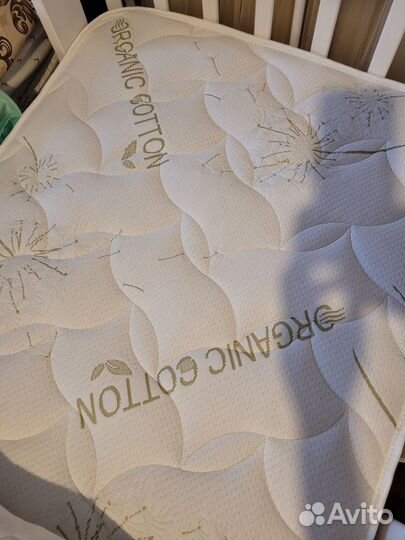 Кроватка для новорожденных Happy baby mommy love