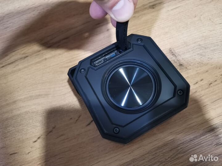 Блютуз колонка tronsmart groove