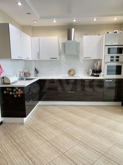 3-к. квартира, 89 м², 7/16 эт.