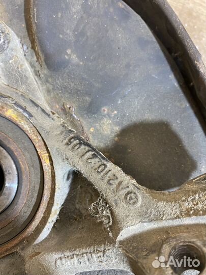 Поворотный кулак задний левый Mercedes W210 X59