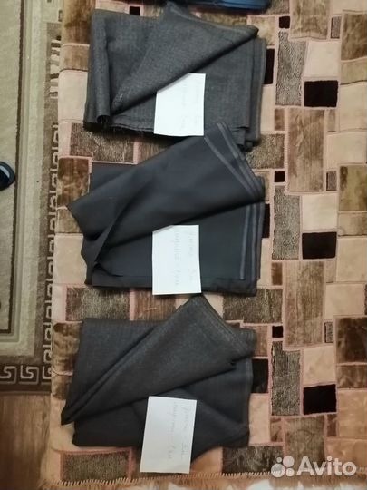 Отрезы костюмной ткани