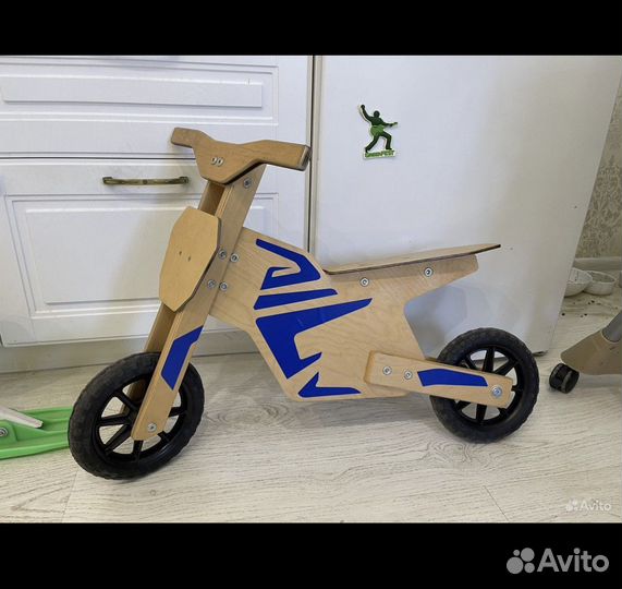 Беговел и снегокат