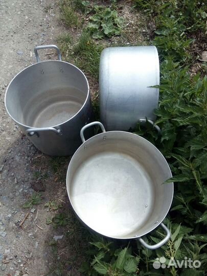 Бидоны 10,25,40л.Бачки 40,50,60л. Канистры 20,40 л