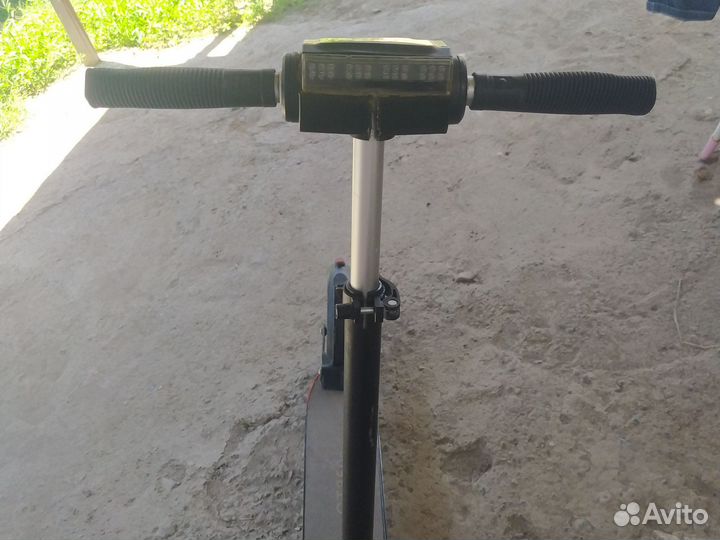 Электронный самокат