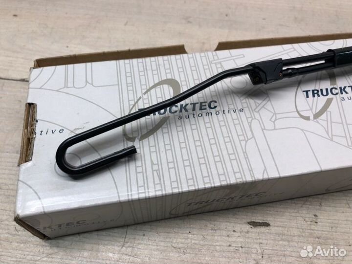 Поводок дворников правый Mercedes Sprinter W901