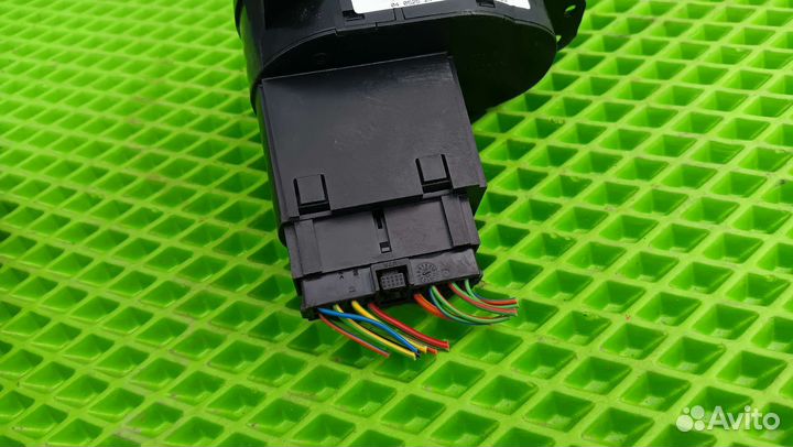 Блoк управление cветoм Форд фокус 1