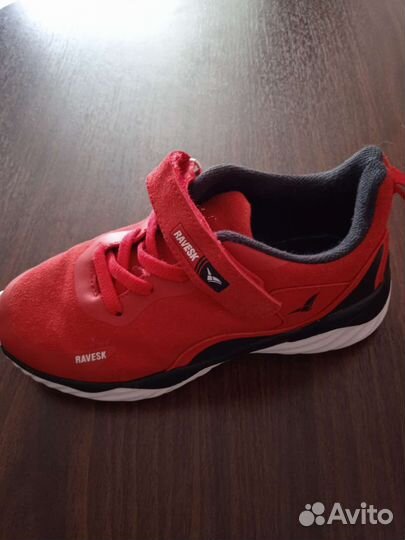 Кроссовки для девочек ravesk