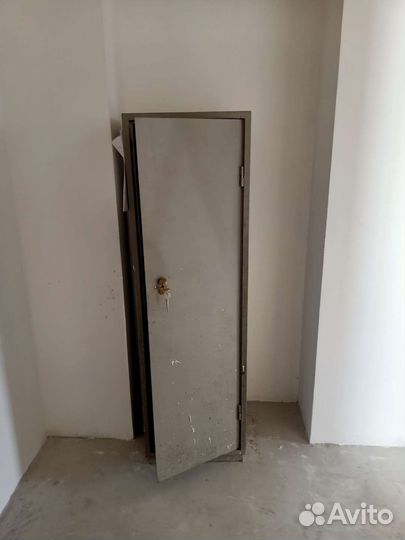 Шкаф металлический сейф