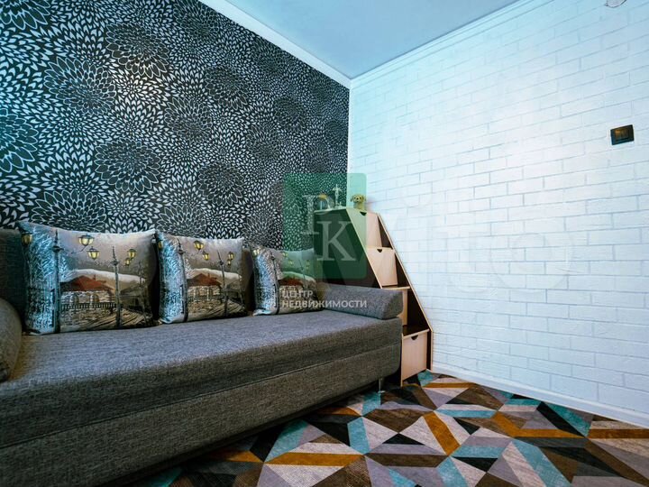 3-к. квартира, 72 м², 1/9 эт.