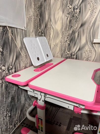 Детский стол мольберт