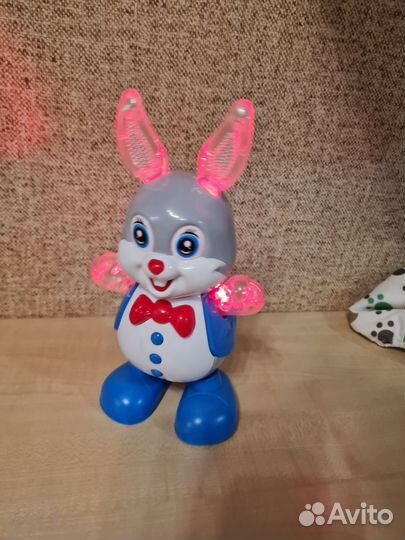 Музыкальный зайка