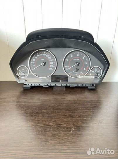 Оригинальная приборная панель BMW f30