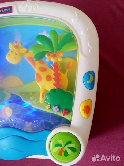 Мобиль-экран на кроватку tiny love