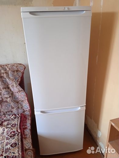 Холодильник бытовой