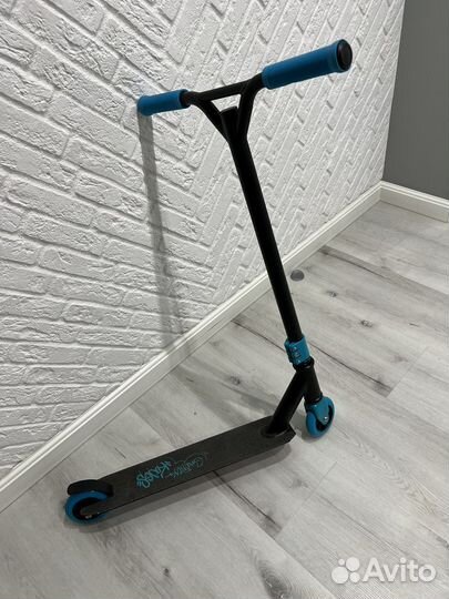 Самокат трюковой детский