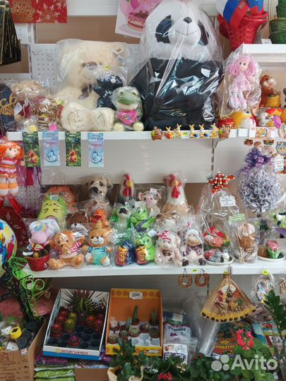 Магазин (цветы и подарки)