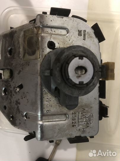 Замок багажника ford focus 1