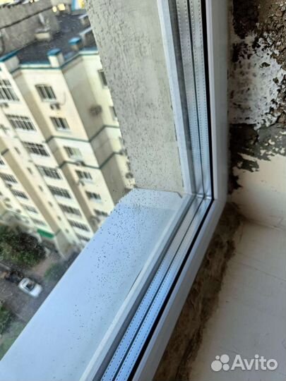 Окно пластиковое трехстворчатое бу