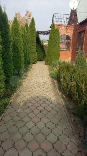 Дом 190 м² на участке 10 сот.