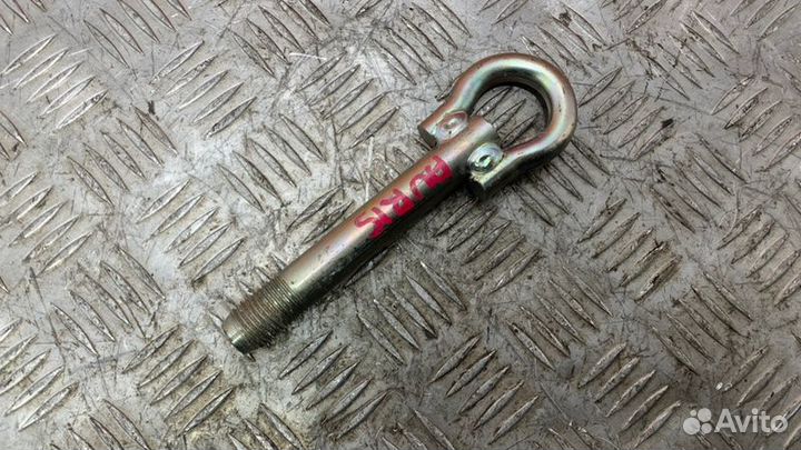 Буксировочная петля Toyota Auris